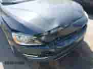 2016 Volvo S60 T5 Drive-E Premier z VIN YV126MFK4G2399690, wystawiony jako IAAI lot #42043307 z przebiegiem 100 647 mil mil oraz . Historia ofert i sprzedaży dostępna na DreamBid. Obrazek 18.