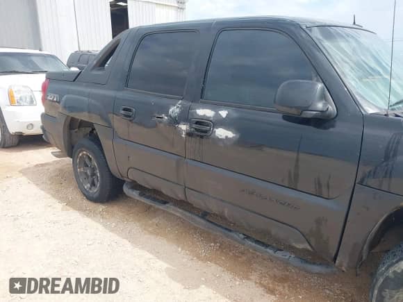 2003 Chevrolet Avalanche с VIN 3GNEK13T33G104517, выставлен на аукционе IAAI как лот 42919994 с пробегом Не указан миль и . История ставок и продаж доступна на DreamBid. Изображение 6.