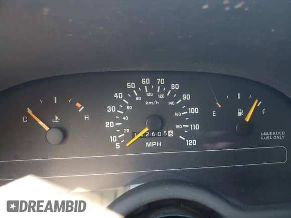 1991 Chevrolet Corsica с VIN 1G1LT53G4MY129241, выставлен на аукционе Copart как лот 71770004 с пробегом 142 605 миль миль и Списание • Salvage title. История ставок и продаж доступна на DreamBid. Изображение 9.