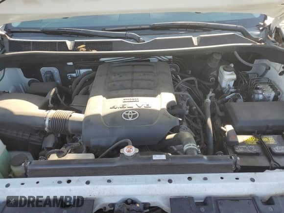 2019 Toyota Tundra SR с VIN 5TFUM5F10KX079800, выставлен на аукционе Copart как лот 81719915 с пробегом 94 928 миль миль и Списание • Salvage title. История ставок и продаж доступна на DreamBid. Изображение 11.