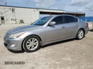 2013 Hyundai Genesis 3.8L z VIN KMHGC4DD2DU247248, wystawiony jako Copart lot #71068144 z przebiegiem 121 037 mil mil oraz Nie do naprawy • Non repairable. Historia ofert i sprzedaży dostępna na DreamBid. Obrazek 1.