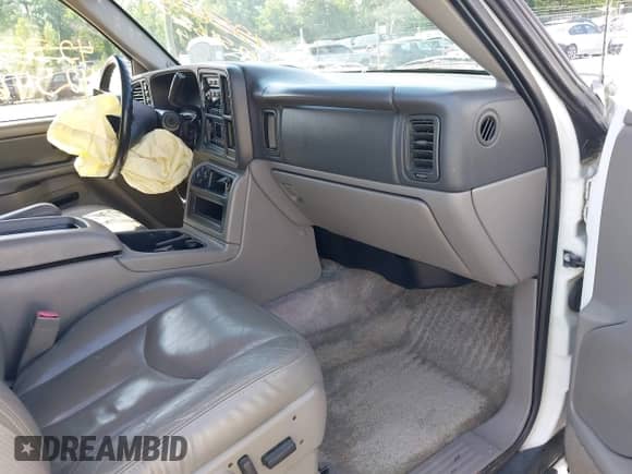 2003 Chevrolet Tahoe LT с VIN 1GNEK13Z53J312627, выставлен на аукционе IAAI как лот 42546491 с пробегом 221 650 миль миль и . История ставок и продаж доступна на DreamBid. Изображение 5.