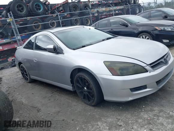 2006 Honda Accord EX-L z VIN 1HGCM82756A000025, wystawiony jako IAAI lot #41933496 z przebiegiem Nie podano mil oraz . Historia ofert i sprzedaży dostępna na DreamBid. Obrazek 12.