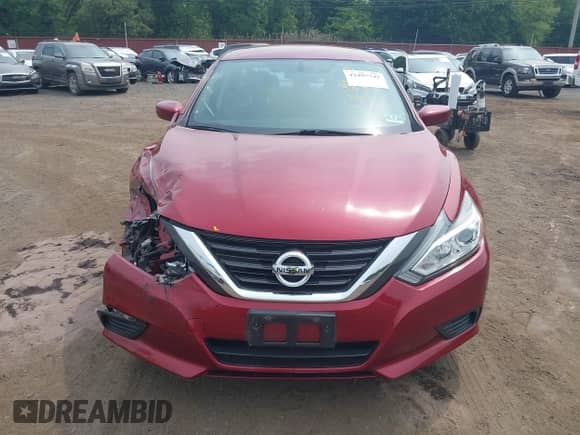 2016 Nissan Altima SR with VIN 1N4AL3AP4GC264930, listed as a IAAI auction lot 42497742 with 39,898 mi miles and . Bid and sale history available at DreamBid. Image 12.
