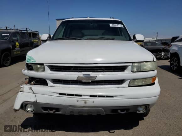 2002 Chevrolet Tahoe LT with VIN 1GNEK13T72R262051, listed as a Copart auction lot 80457725 with 263,708 mi miles and Salvage title. Bid and sale history available at DreamBid. Image 5.