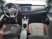2024 Nissan Kicks SR с VIN 3N1CP5DV5RL562734, выставлен на аукционе Copart как лот 68355295 с пробегом 4 447 миль миль и Списание • Salvage title. История ставок и продаж доступна на DreamBid. Изображение 8.
