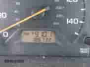 1998 Honda Accord LX z VIN 1HGCG1645WA000699, wystawiony jako IAAI lot #41598273 z przebiegiem 186 732 mil mil oraz . Historia ofert i sprzedaży dostępna na DreamBid. Obrazek 7.