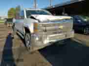 2016 Chevrolet Silverado 2500HD LT z VIN 1GC2KVEG6GZ390257, wystawiony jako Copart lot #80484535 z przebiegiem 141 256 mil mil oraz Szkoda całkowita • Salvage title. Historia ofert i sprzedaży dostępna na DreamBid. Obrazek 13.