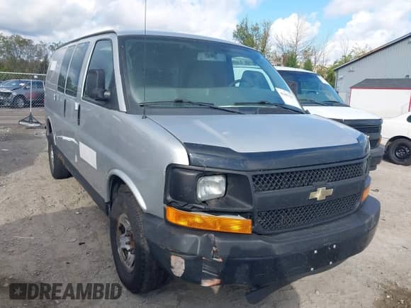 2014 Chevrolet Express Cargo с VIN 1GCWGFCA8E1140571, выставлен на аукционе IAAI как лот 43401167 с пробегом 224 634 миль миль и . История ставок и продаж доступна на DreamBid. Изображение 1.