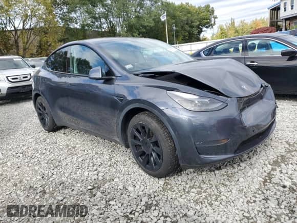 2020 Tesla Model Y Long Range with VIN 5YJYGDEE0LF010950, listed as a Copart auction lot 86071575 with 36,536 mi miles and Clean title. Bid and sale history available at DreamBid. Image 4.
