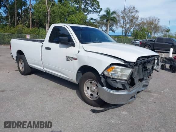 2019 Ram 1500 Tradesman with VIN 3C6JR6DT1KG546748, listed as a IAAI auction lot 41478969 with 53,139 mi miles and . Bid and sale history available at DreamBid. Image 1.