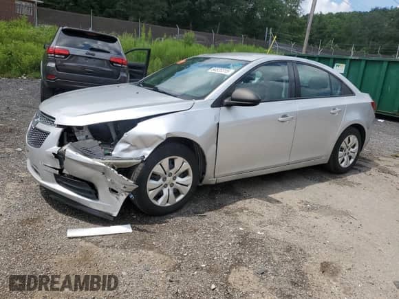 2013 Chevrolet Cruze LS с VIN 1G1PB5SG5D7235256, выставлен на аукционе Copart как лот 64520315 с пробегом 160 413 миль миль и Списание • Salvage title. История ставок и продаж доступна на DreamBid. Изображение 1.