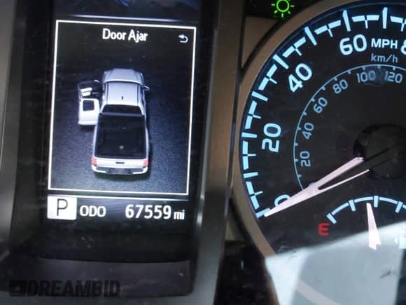 2018 Toyota Tacoma SR with VIN 5TFRX5GN8JX117075, listed as a IAAI auction lot 41723001 with 67,559 mi miles and . Bid and sale history available at DreamBid. Image 15.