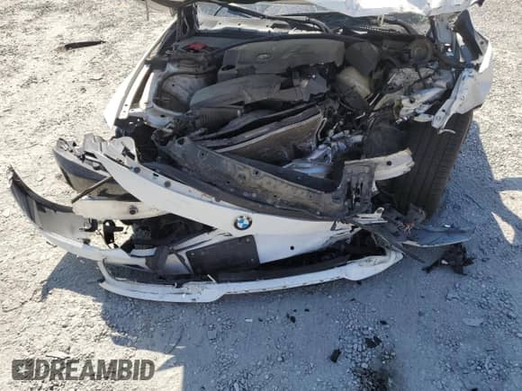 2014 BMW 3 Series 328i with VIN WBA3C1C5XEK116915, listed as a Copart auction lot 70960835 with 74,127 mi miles and Salvage title. Bid and sale history available at DreamBid. Image 11.