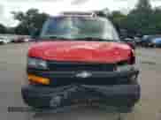 2018 Chevrolet Express Cargo с VIN 1GCZGHFG9J1280888, выставлен на аукционе Copart как лот 63389035 с пробегом 377 250 миль миль и Списание • Salvage title. История ставок и продаж доступна на DreamBid. Изображение 5.