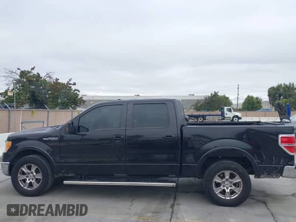 2014 Ford F-150 FX2 с VIN 1FTFW1CF4EKE84409, выставлен на аукционе IAAI как лот 43464961 с пробегом 182 541 миль миль и . История ставок и продаж доступна на DreamBid. Изображение 14.