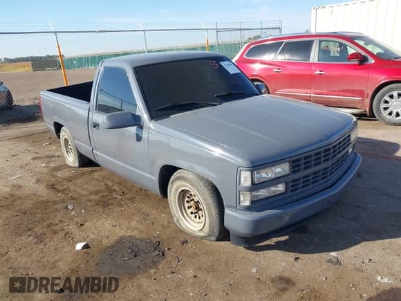1989 Chevrolet Silverado 1500 с VIN 1GCDC14K5KZ226642, выставлен на аукционе IAAI как лот 43309499 с пробегом 238 438 миль миль и . История ставок и продаж доступна на DreamBid. Изображение 1.