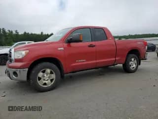 2013 Toyota Tundra с VIN 5TFUY5F13DX314634, выставлен на аукционе Copart как лот 61403005 с пробегом 74 859 миль миль и Списание • Salvage title. История ставок и продаж доступна на DreamBid. Изображение 1.