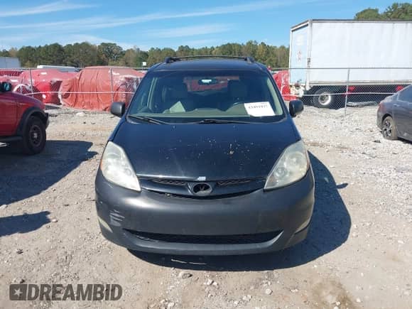 2009 Toyota Sienna XLE with VIN 5TDZK22C19S236610, listed as a IAAI auction lot 43491937 with 352,699 mi miles and . Bid and sale history available at DreamBid. Image 12.