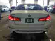 2020 BMW 5 Series 530i xDrive z VIN WBAJR7C06LWW79320, wystawiony jako Copart lot #85276925 z przebiegiem 41 879 mil mil oraz Szkoda całkowita • Salvage title. Historia ofert i sprzedaży dostępna na DreamBid. Obrazek 6.