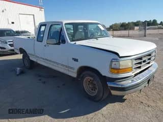 1993 Ford F-150 with VIN 1FTEX15N0PKB86956, listed as a IAAI auction lot 43467782 with 229,826 mi miles and . Bid and sale history available at DreamBid. Image 1.