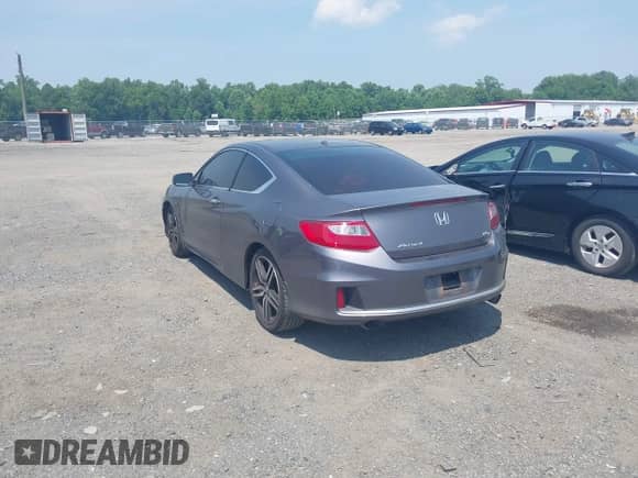 2015 Honda Accord EX-L z VIN 1HGCT2B81FA008177, wystawiony jako IAAI lot #42482248 z przebiegiem 163 226 mil mil oraz . Historia ofert i sprzedaży dostępna na DreamBid. Obrazek 3.