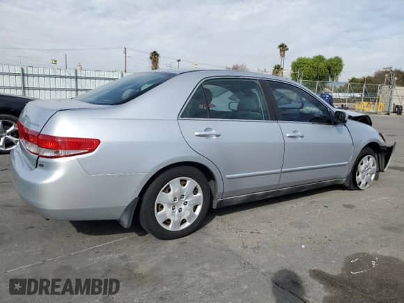 2003 Honda Accord LX с VIN 1HGCM66373A045636, выставлен на аукционе Copart как лот 43424835 с пробегом 261 345 миль миль и Списание • Salvage title. История ставок и продаж доступна на DreamBid. Изображение 3.