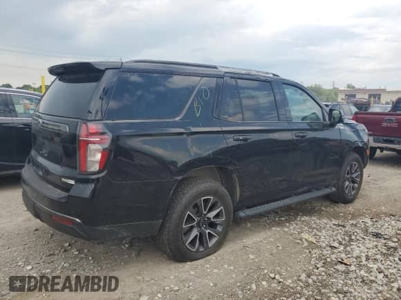 2021 Chevrolet Tahoe Z71 z VIN 1GNSKPKD0MR168032, wystawiony jako Copart lot #69016205 z przebiegiem 77 338 mil mil oraz Szkoda całkowita • Salvage title. Historia ofert i sprzedaży dostępna na DreamBid. Obrazek 3.