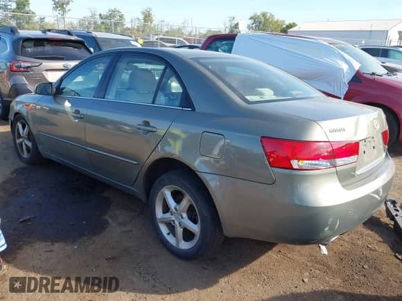 2007 Hyundai Sonata SE с VIN 5NPEU46F87H208041, выставлен на аукционе IAAI как лот 43348344 с пробегом 112 573 миль миль и . История ставок и продаж доступна на DreamBid. Изображение 3.