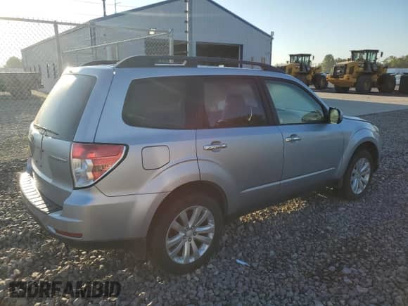 2012 Subaru Forester X Limited z VIN JF2SHBEC0CH451114, wystawiony jako Copart lot #71005895 z przebiegiem 113 690 mil mil oraz Czysty tytuł • Clean title. Historia ofert i sprzedaży dostępna na DreamBid. Obrazek 3.