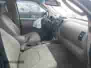 2011 Nissan Frontier Pro-4X z VIN 1N6AD0EV5BC440663, wystawiony jako IAAI lot #41923918 z przebiegiem 168 331 mil mil oraz . Historia ofert i sprzedaży dostępna na DreamBid. Obrazek 5.