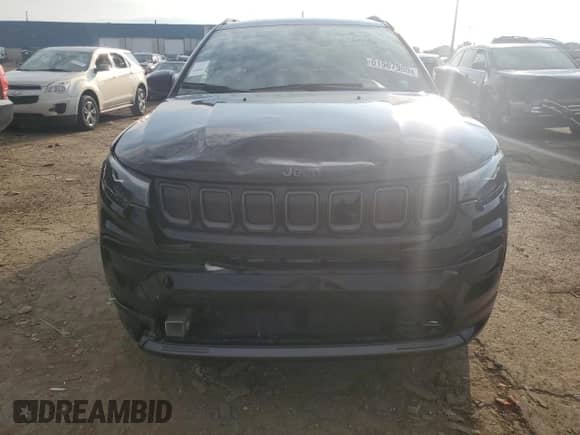 2022 Jeep Compass (RED) Edition with VIN 3C4NJDCBXNT204449, listed as a Copart auction lot 61567965 with 70,180 mi miles and Salvage title. Bid and sale history available at DreamBid. Image 5.