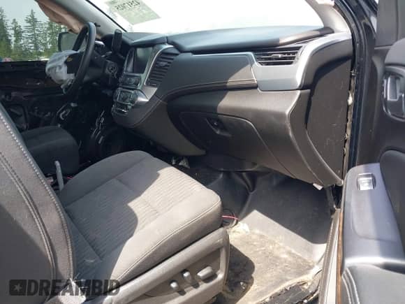 2019 Chevrolet Tahoe Commercial z VIN 1GNLCDEC3KR323012, wystawiony jako IAAI lot #42517025 z przebiegiem 40 412 mil mil oraz . Historia ofert i sprzedaży dostępna na DreamBid. Obrazek 5.