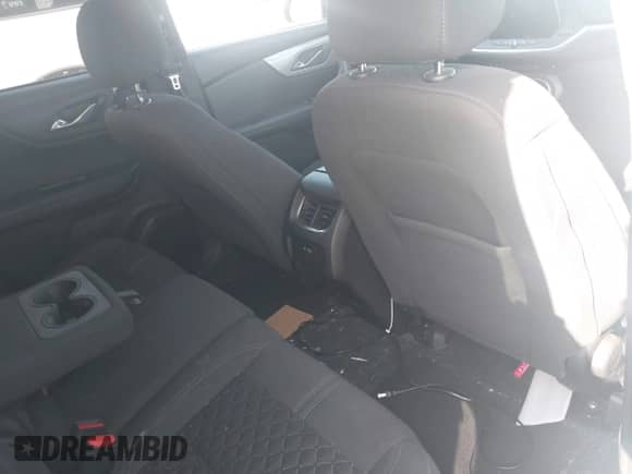 2021 Chevrolet Blazer LT z VIN 3GNKBCRSXMS513559, wystawiony jako IAAI lot #42564124 z przebiegiem 114 759 mil mil oraz . Historia ofert i sprzedaży dostępna na DreamBid. Obrazek 8.