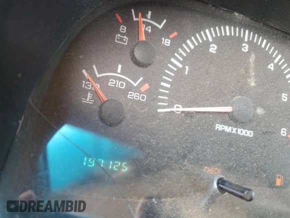 1999 Dodge 1500 с VIN 3B7HC13YXXG206188, выставлен на аукционе Copart как лот 71463125 с пробегом 197 125 миль миль и Чистый • Clean title. История ставок и продаж доступна на DreamBid. Изображение 9.