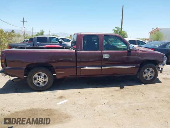 2003 GMC Sierra 1500 SLE with VIN 2GTEC19T931252810, listed as a IAAI auction lot 42504320 with 181,494 mi miles and . Bid and sale history available at DreamBid. Image 14.