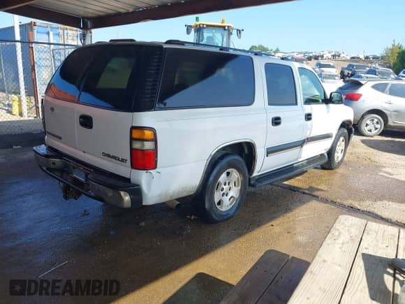 2004 Chevrolet Suburban LS с VIN 1GNEC16Z94R190995, выставлен на аукционе IAAI как лот 42417931 с пробегом 298 824 миль миль и . История ставок и продаж доступна на DreamBid. Изображение 4.
