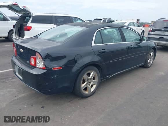 2010 Chevrolet Malibu 1LT с VIN 1G1ZC5E09AF320588, выставлен на аукционе IAAI как лот 43330437 с пробегом 209 457 миль миль и . История ставок и продаж доступна на DreamBid. Изображение 4.