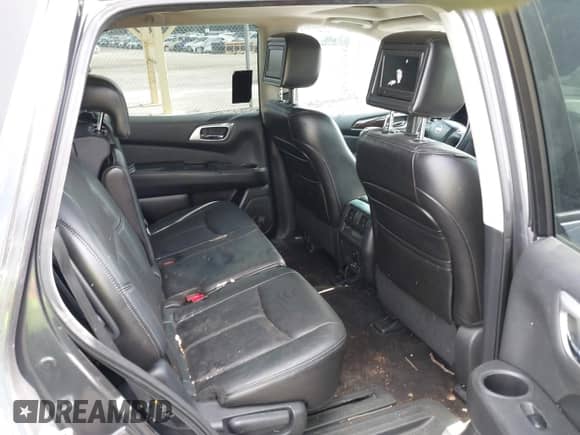 2013 Nissan Pathfinder Platinum with VIN 5N1AR2MM6DC681378, listed as a IAAI auction lot 42475308 with 141,980 mi miles and . Bid and sale history available at DreamBid. Image 8.
