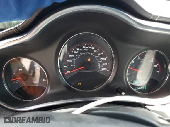 2013 Dodge Avenger SE с VIN 1C3CDZAB3DN650976, выставлен на аукционе Copart как лот 70727985 с пробегом 142 228 миль миль и Списание • Salvage title. История ставок и продаж доступна на DreamBid. Изображение 9.