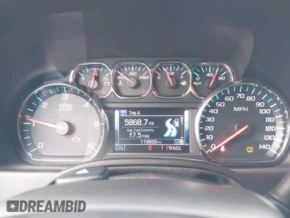 2018 Chevrolet Suburban LT z VIN 1GNSKHKC7JR324821, wystawiony jako IAAI lot #43182054 z przebiegiem 119 600 mil mil oraz . Historia ofert i sprzedaży dostępna na DreamBid. Obrazek 7.