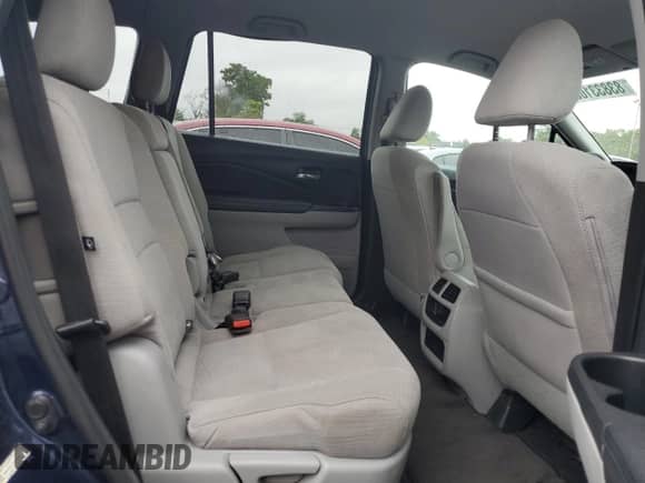 2016 Honda Pilot LX z VIN 5FNYF6H11GB090465, wystawiony jako Copart lot #83833105 z przebiegiem 98 929 mil mil oraz Szkoda całkowita • Salvage title. Historia ofert i sprzedaży dostępna na DreamBid. Obrazek 11.