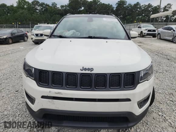 2021 Jeep Compass Latitude z VIN 3C4NJCBB1MT508005, wystawiony jako Copart lot #70726395 z przebiegiem 39 855 mil mil oraz Szkoda całkowita • Salvage title. Historia ofert i sprzedaży dostępna na DreamBid. Obrazek 5.