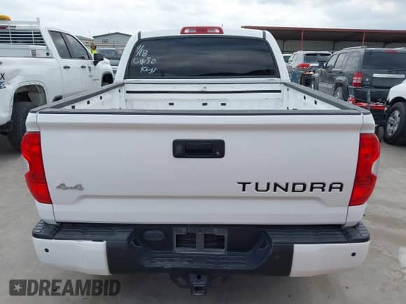 2019 Toyota Tundra SR5 с VIN 5TFAY5F11KX854581, выставлен на аукционе IAAI как лот 42158395 с пробегом 140 691 миль миль и . История ставок и продаж доступна на DreamBid. Изображение 17.