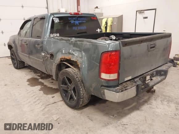 2008 GMC Sierra 1500 SLE1 with VIN 3GTEK13378G240326, listed as a IAAI auction lot 41457315 with 193,637 mi miles and . Bid and sale history available at DreamBid. Image 3.