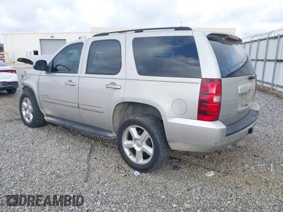 2007 Chevrolet Tahoe LS с VIN 1GNFC13J77R185284, выставлен на аукционе IAAI как лот 42275686 с пробегом 294 224 миль миль и . История ставок и продаж доступна на DreamBid. Изображение 3.