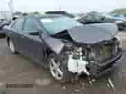 2014 Toyota Camry SE z VIN 4T1BF1FK4EU314283, wystawiony jako IAAI lot #43296842 z przebiegiem 112 528 mil mil oraz . Historia ofert i sprzedaży dostępna na DreamBid. Obrazek 1.