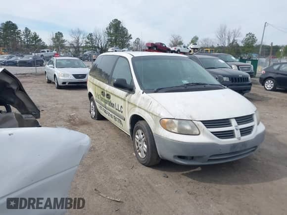 2007 Dodge Caravan SE with VIN 1D4GP25B87B248174, listed as a IAAI auction lot 41766753 with 273,506 mi miles and . Bid and sale history available at DreamBid. Image 1.