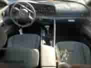 2025 Hyundai Elantra SEL Sport z VIN KMHLM4DJXSU140544, wystawiony jako Copart lot #65227755 z przebiegiem 433 mil mil oraz Szkoda całkowita • Salvage title. Historia ofert i sprzedaży dostępna na DreamBid. Obrazek 8.