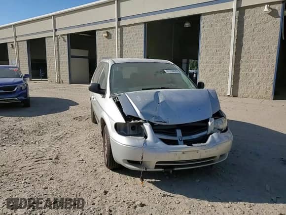 2006 Dodge Caravan SXT with VIN 1D4GP45RX6B512972, listed as a Copart auction lot 82298435 with 175,947 mi miles and Salvage title. Bid and sale history available at DreamBid. Image 15.